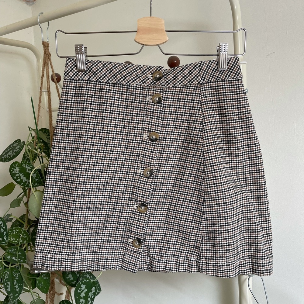 Juniors a-line mini skirt houndstooth